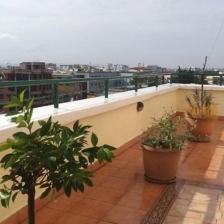 Erina Luxury Apartment Tirana Exteriör bild