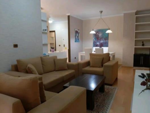 Erina Luxury Apartment Tirana Exteriör bild