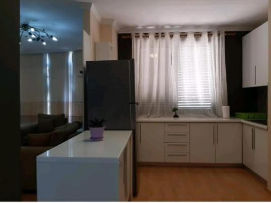 Erina Luxury Apartment Tirana Exteriör bild