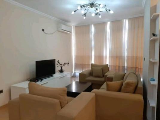 Erina Luxury Apartment Tirana Exteriör bild